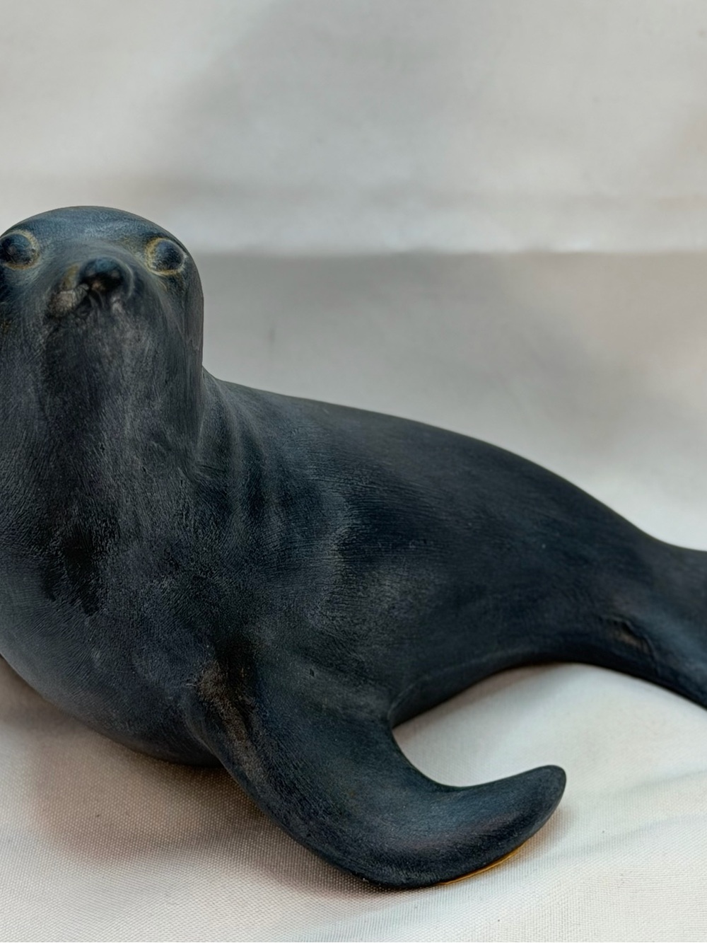 Vintage Arnelโs Ceramic Faux Soapstone Seal Figurine Canada 8โ